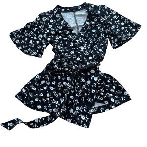 ANN TAYLOR Floral Black wrap top - size XS